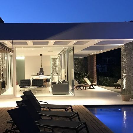 A - Luxury Villas 플로마리언 외부 사진
