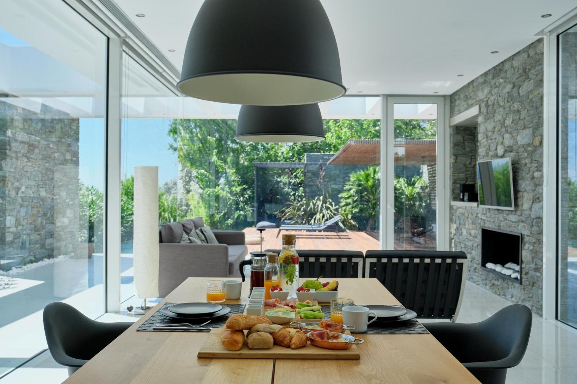 A - Luxury Villas 플로마리언 외부 사진